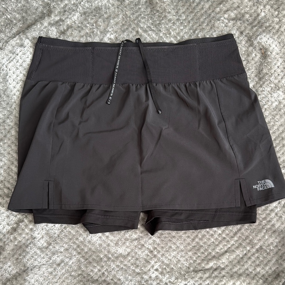 The North Face Women's Black Skort Flight Series Sz Large L